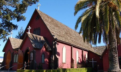 Calvary Episcopal Church in Santa Cruz is calling a full-time Rector